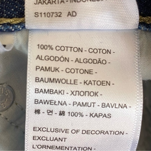 Levi's Low Pro Mid-Rise Jeans - Womens Size 31 - Med Wash Distressed 100% Cotton - Picture 6 of 7